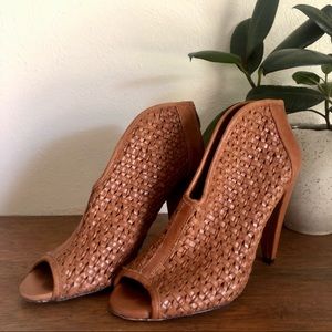 Vince Camuto Amelia Woven Heel